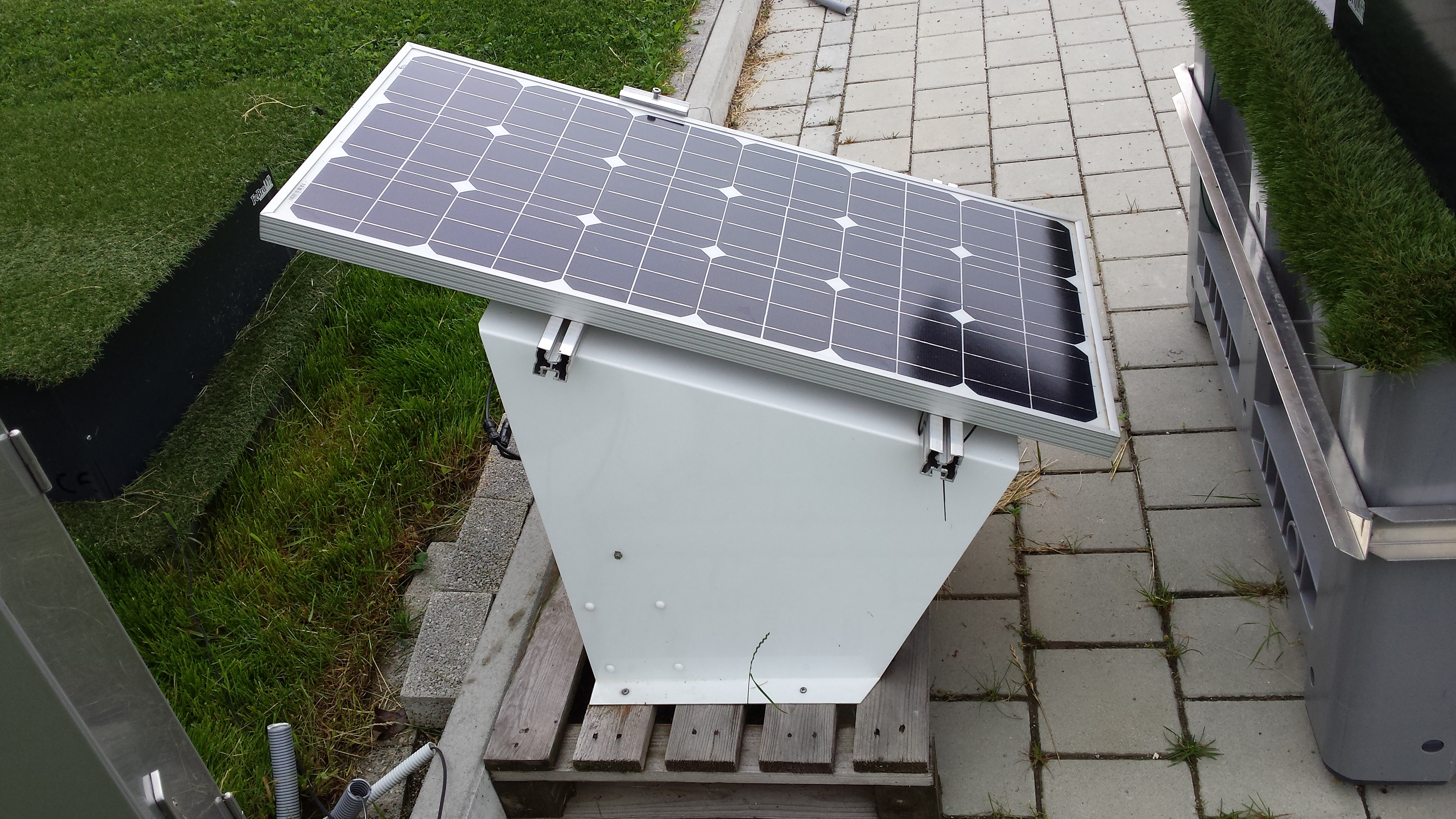 Photovoltaik Solarmodul 90W 12V polykristallin für Wohnmobile Hütte Boot